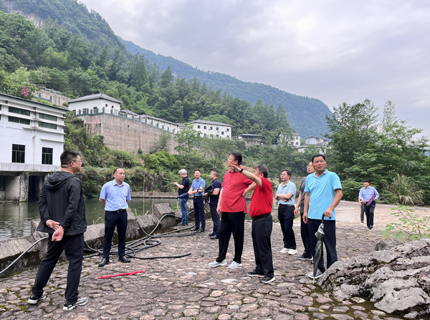 漢江集團董事長何曉東到索溪水庫考察調研